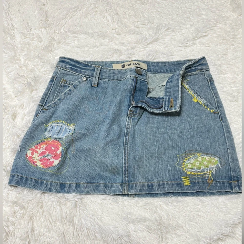 GAP Y2K Denim Mini Skirt Embroidered Appliqué Jeans Blue Cotton Size 10